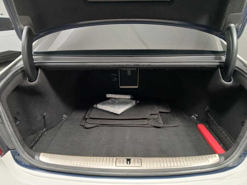 Genesis G90 2019 Azul - Importación desde Corea - HF Imports Iquique - Foto 17