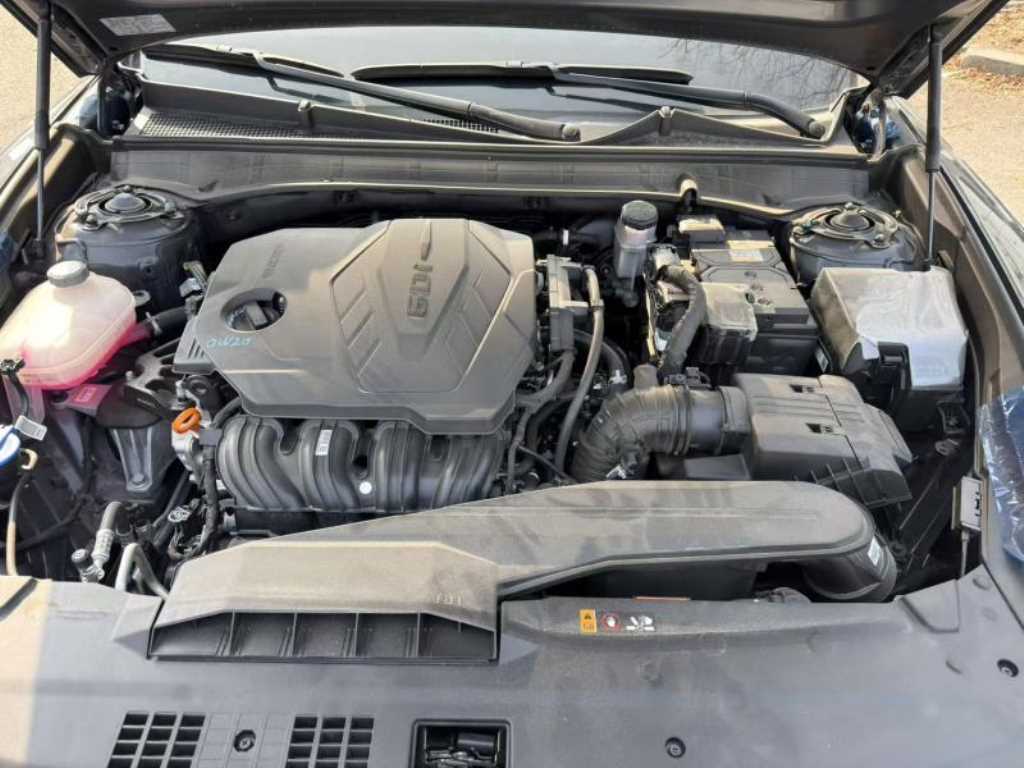 HYUNDAI Grandeur - Vista 10