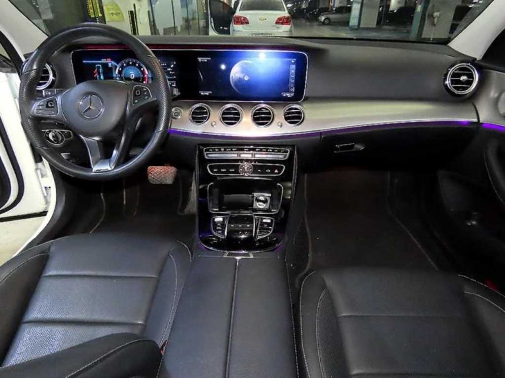 Mercedes Benz E class - Vista 10