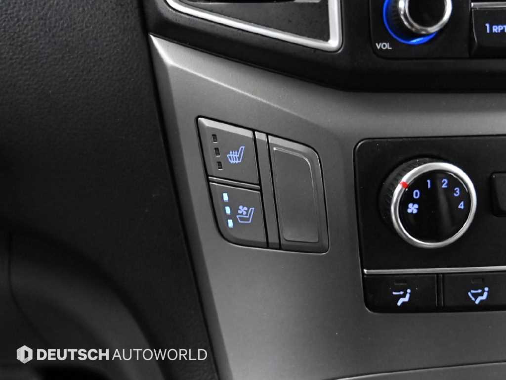 HYUNDAI Starex 2019 Plateado - Importación desde Corea - HF Imports Iquique - Foto 19