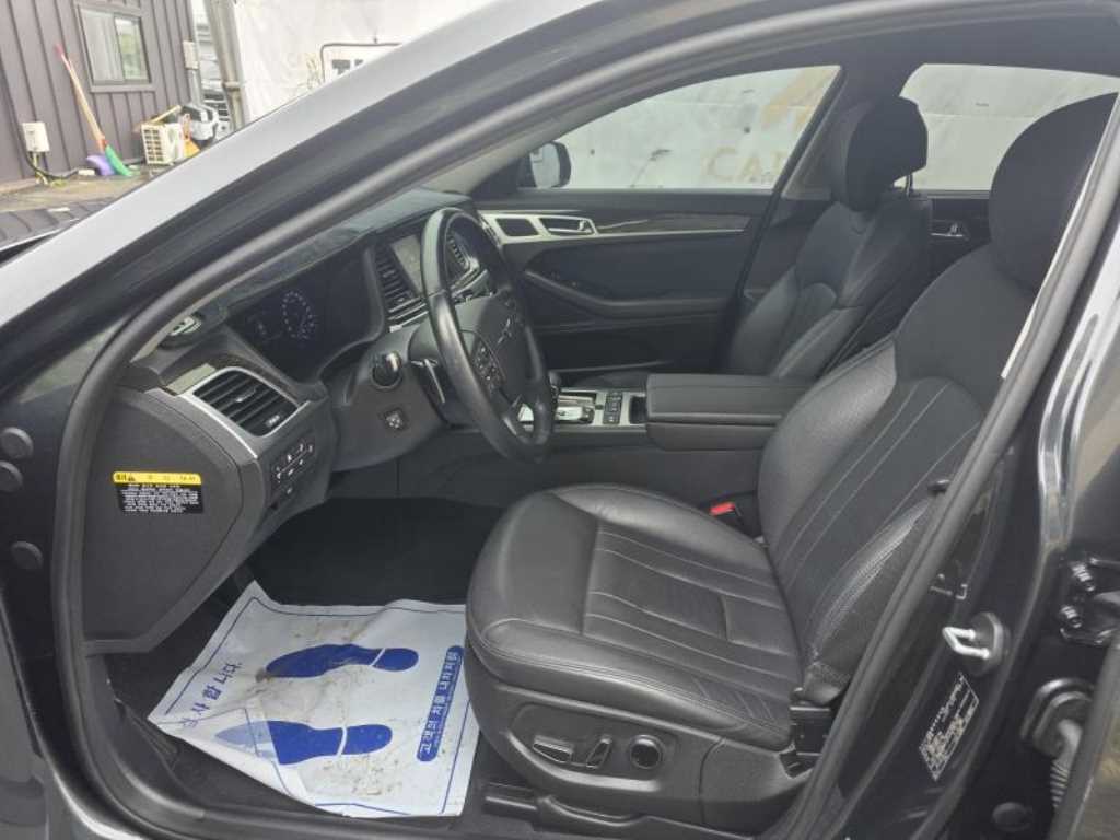 Genesis G80 - Vista 11