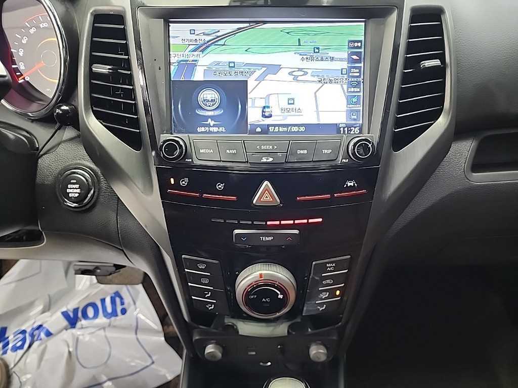 Ssangyong Tivoli - Vista 10