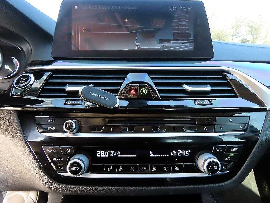 BMW 5 Series 2018 Negro - Importación desde Corea - HF Imports Iquique - Foto 13