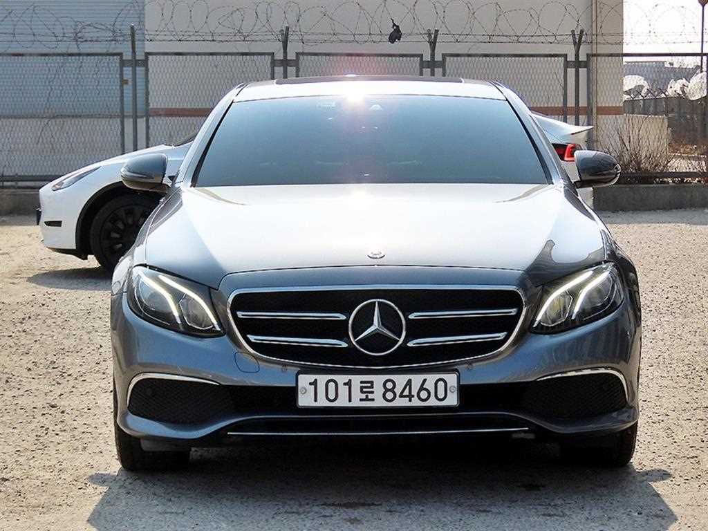Mercedes Benz E class 2020 - Importación desde Corea - HF Imports Iquique - Foto 1