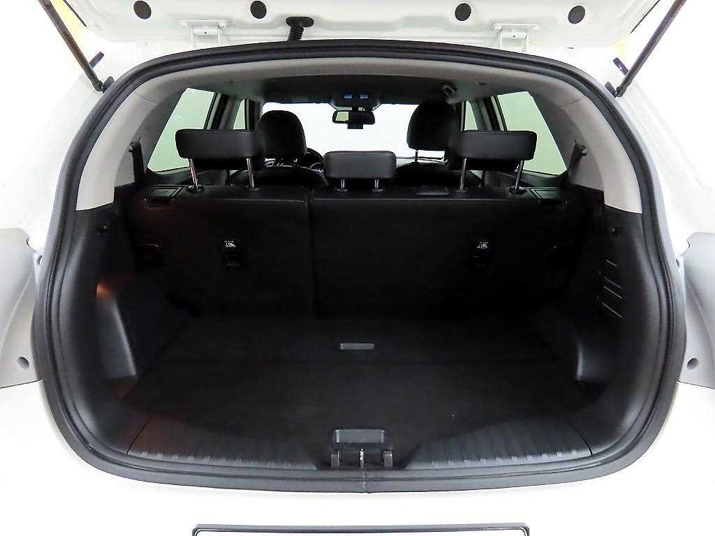 Ssangyong Tivoli 2018 Blanco - Importación desde Corea - HF Imports Iquique - Foto 18