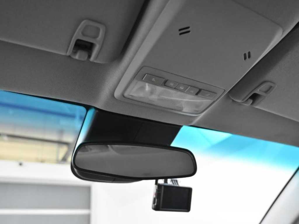 Chevrolet Trax 2021 Gris - Importación desde Corea - HF Imports Iquique - Foto 19