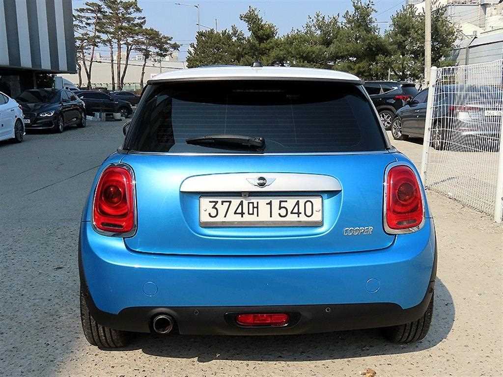 Mini Cooper - Vista 4