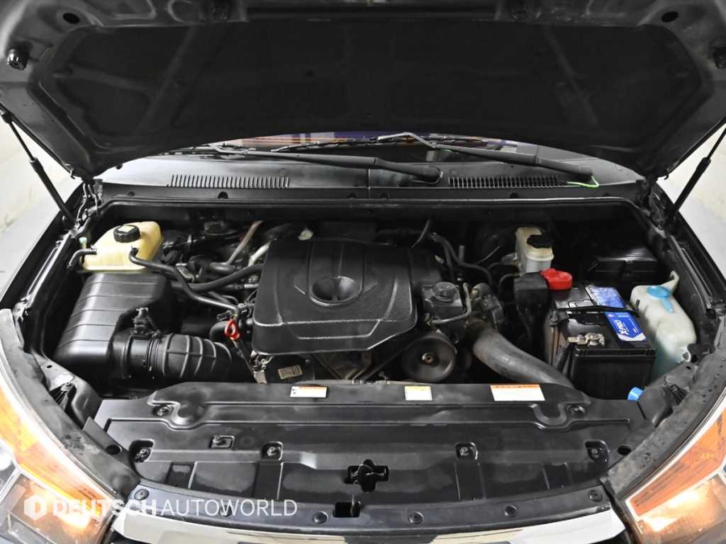 Ssangyong Korando - Vista 6