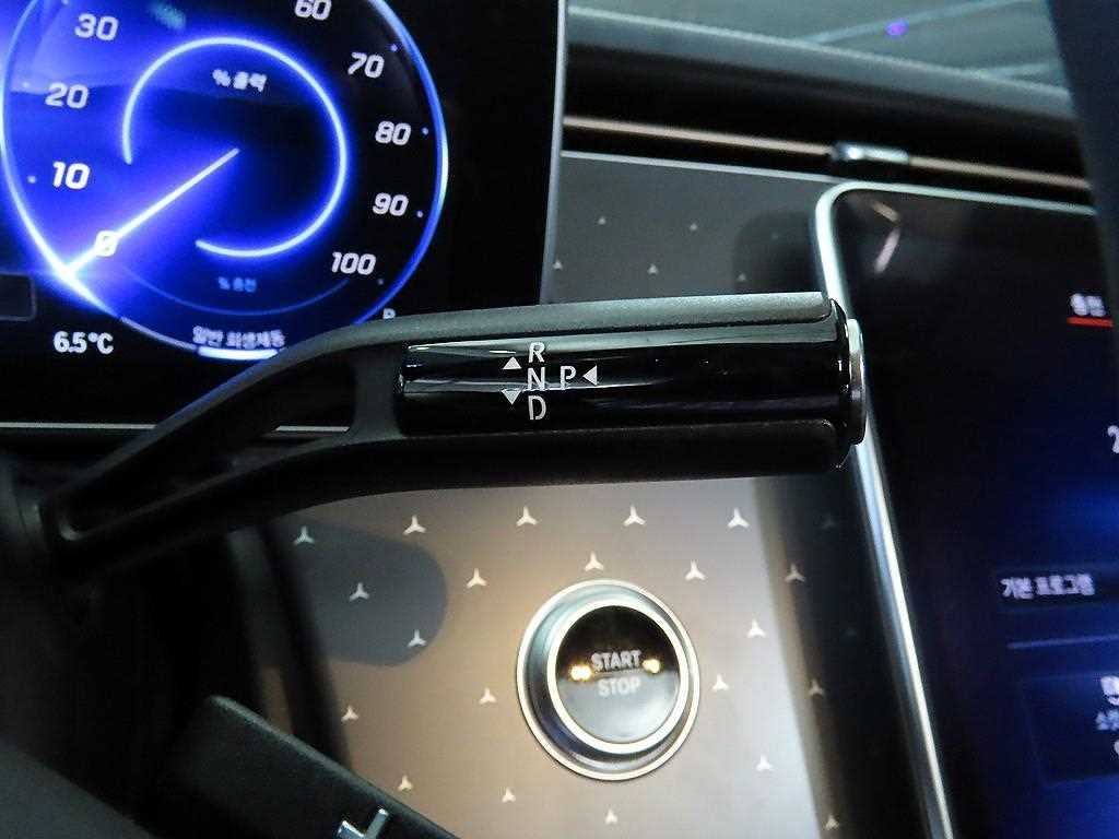 Mercedes Benz EQE - Vista 9