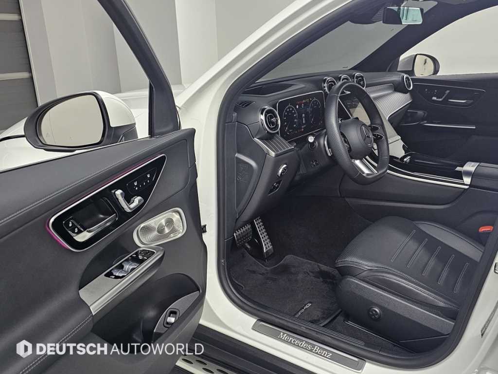 Mercedes Benz GLC Class - Vista 11