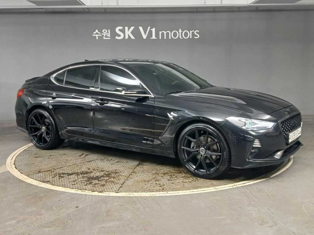 Genesis G70 - Vista 4