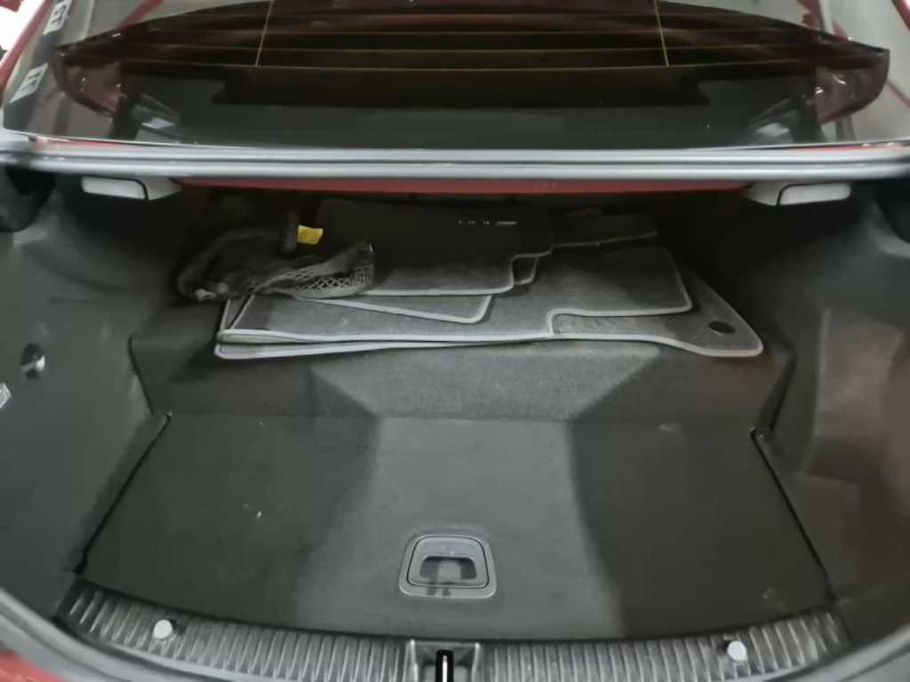 Mercedes Benz C Class - Vista 9