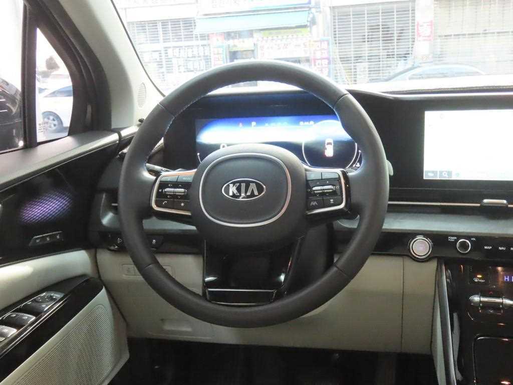 KIA Carnival 2021 Negro - Importación desde Corea - HF Imports Iquique - Foto 18