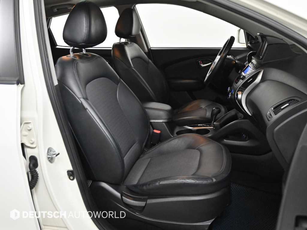 HYUNDAI Tucson - Vista 10