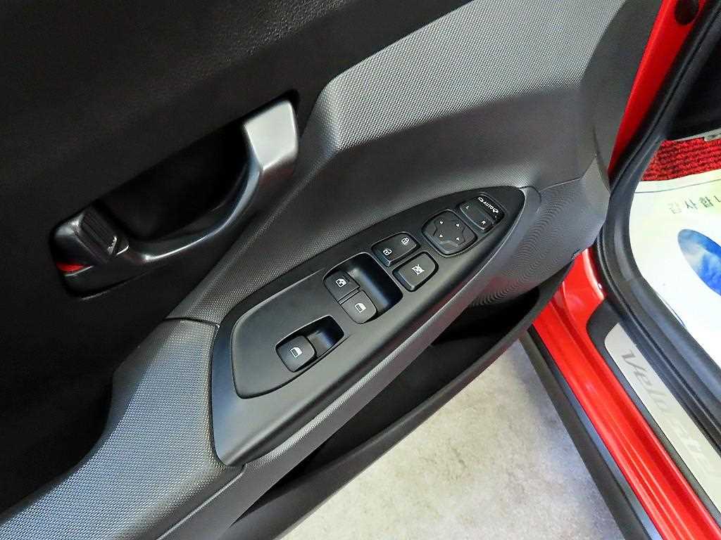 HYUNDAI Veloster 2018 Rojo - Importación desde Corea - HF Imports Iquique - Foto 13