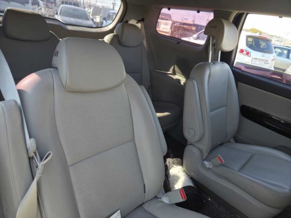 KIA Carnival 2019 Plateado - Importación desde Corea - HF Imports Iquique - Foto 17