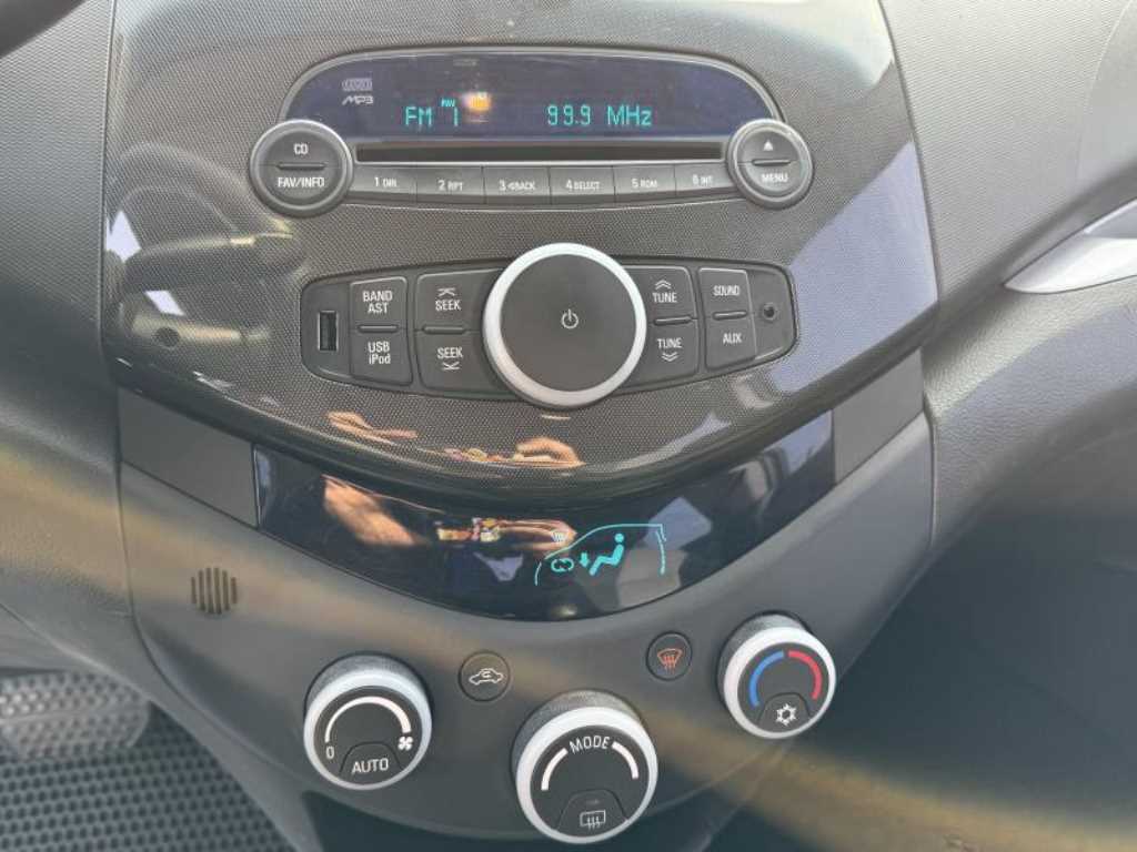 Chevrolet Spark - Vista 10