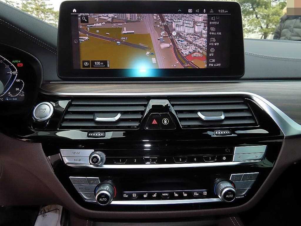 BMW 5 Series 2021 Gris - Importación desde Corea - HF Imports Iquique - Foto 13