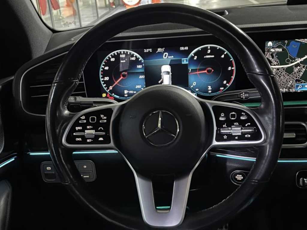 Mercedes Benz GLE Class - Vista 12
