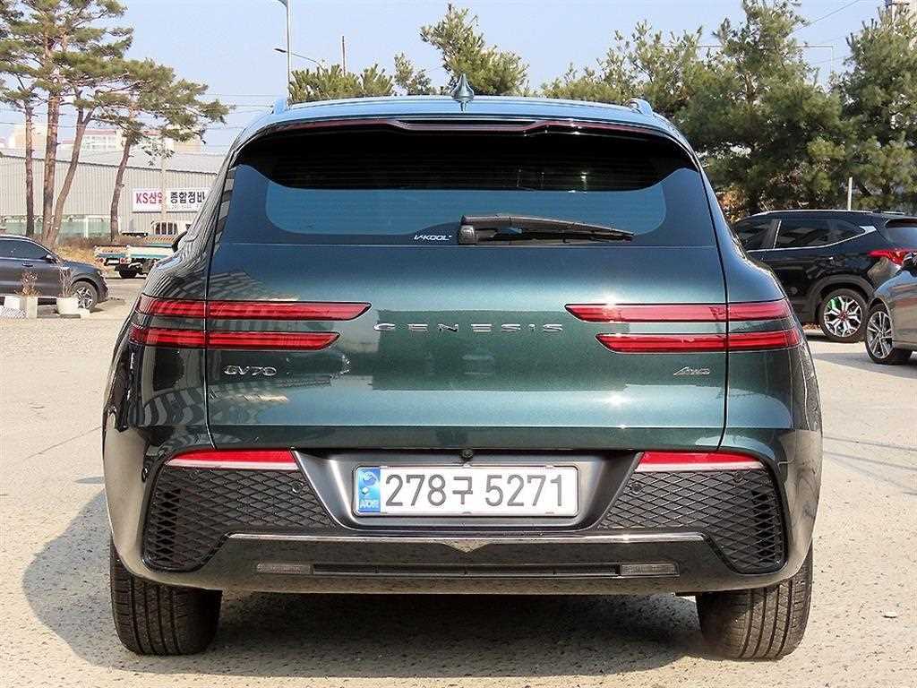 Genesis GV70 - Vista 4