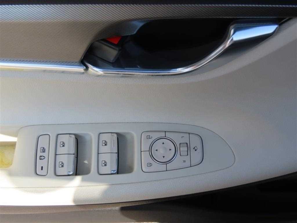 HYUNDAI Grandeur - Vista 12