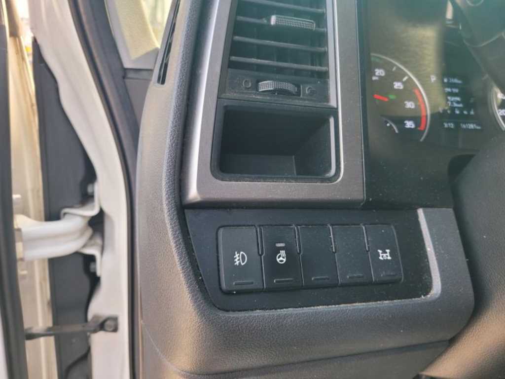 medium and large cargo truck 2022 Blanco - Importación desde Corea - HF Imports Iquique - Foto 15