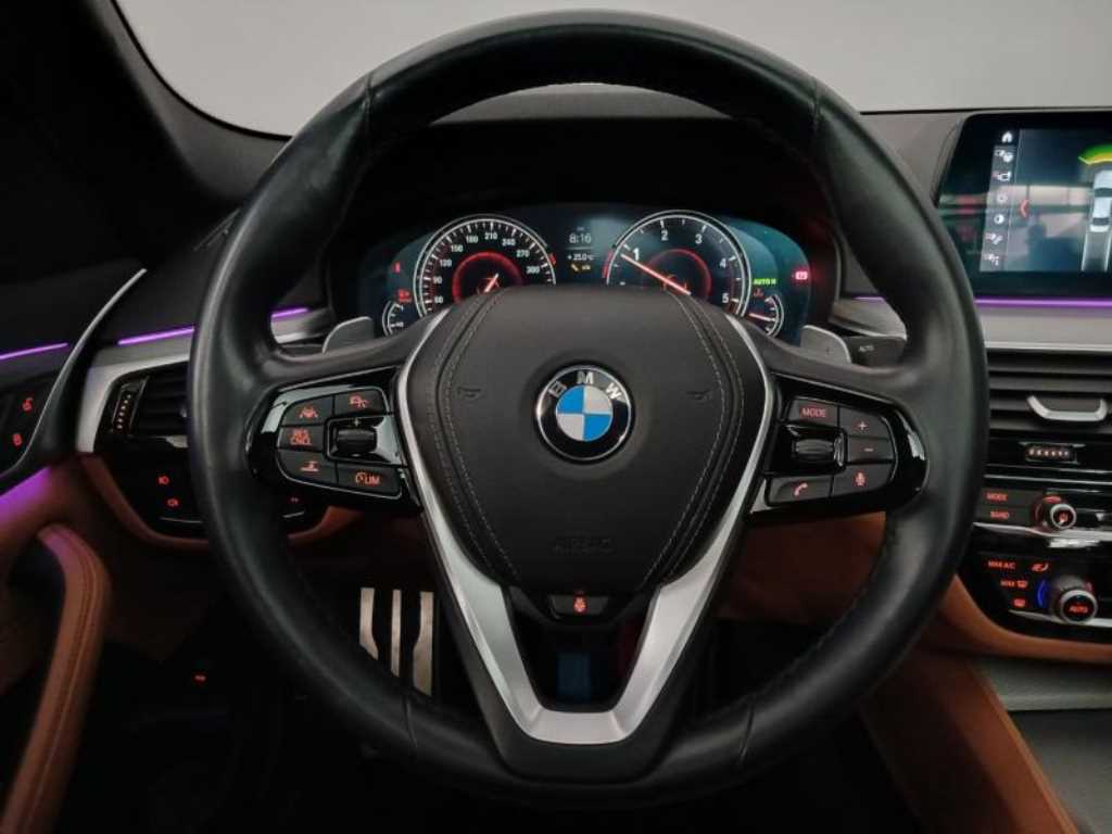 BMW 5 Series 2018 Blanco - Importación desde Corea - HF Imports Iquique - Foto 13