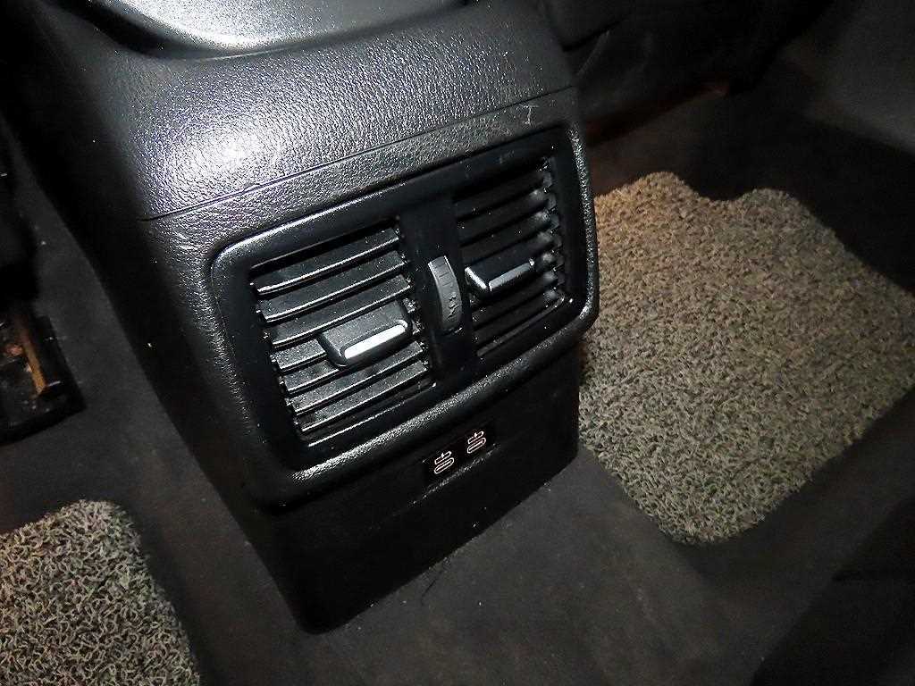 BMW X1 2021 the color of pearl - Importación desde Corea - HF Imports Iquique - Foto 15