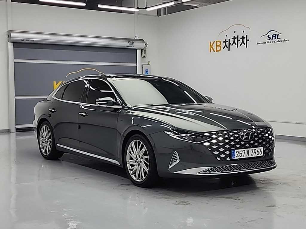 HYUNDAI Grandeur - Vista 4