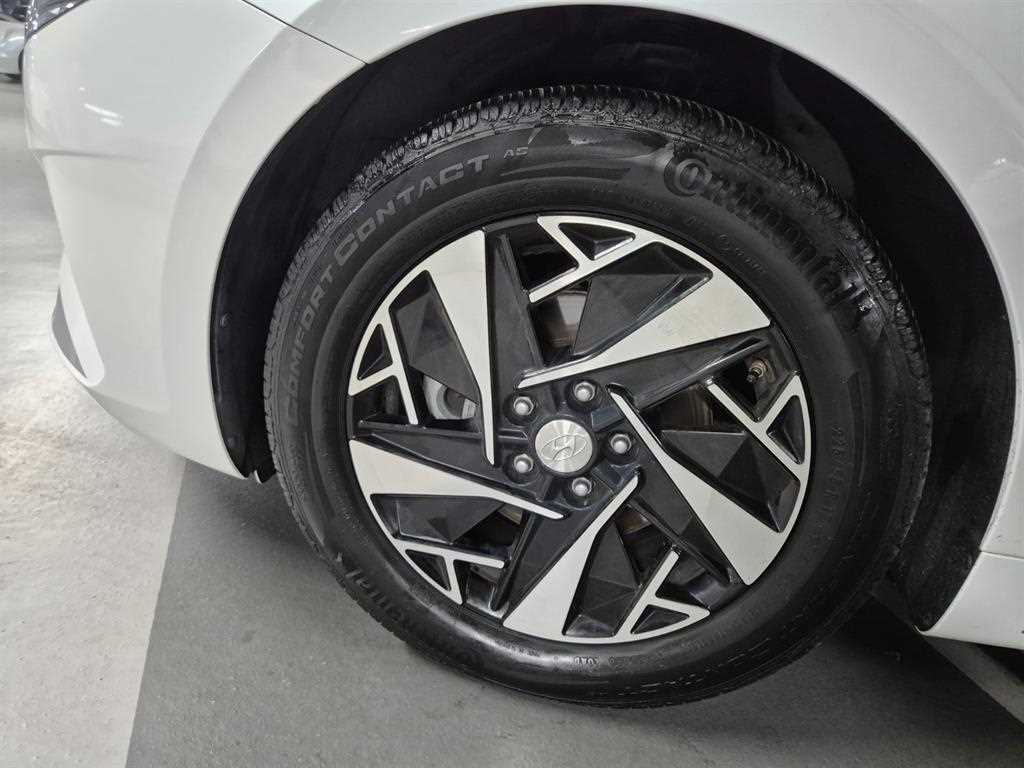 HYUNDAI Grandeur - Vista 5