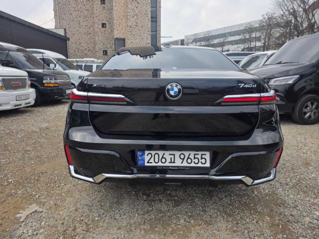 BMW 7 Series - Vista 9