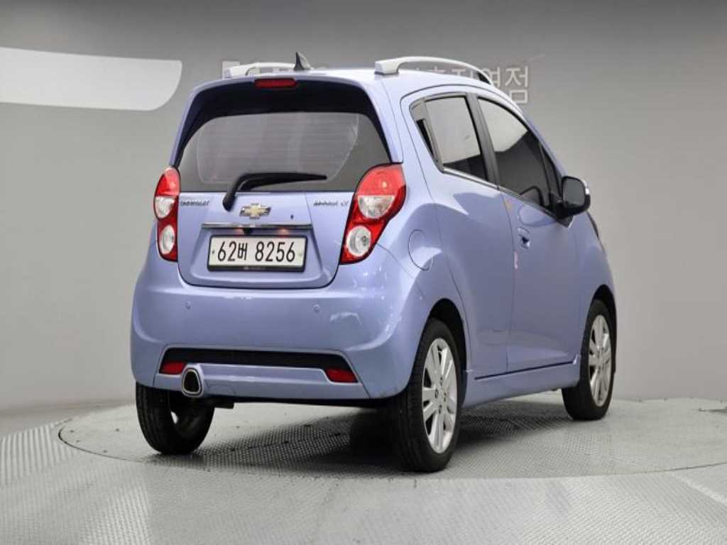 Chevrolet Spark - Vista 2