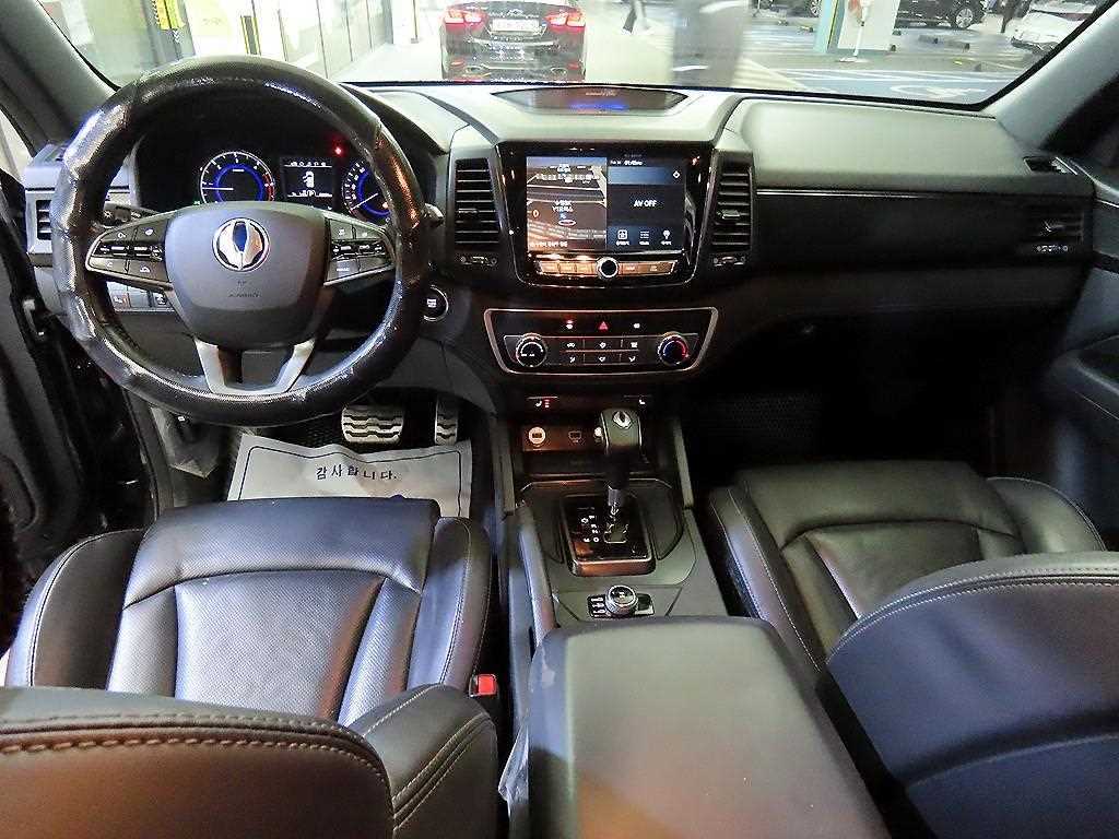 Ssangyong Rexton - Vista 10