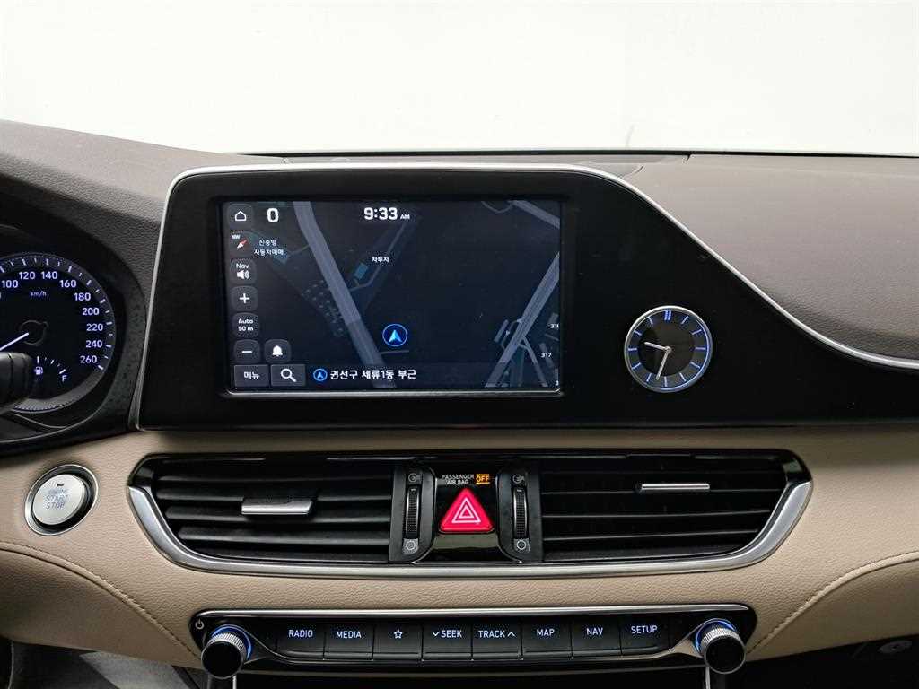 HYUNDAI Grandeur - Vista 9