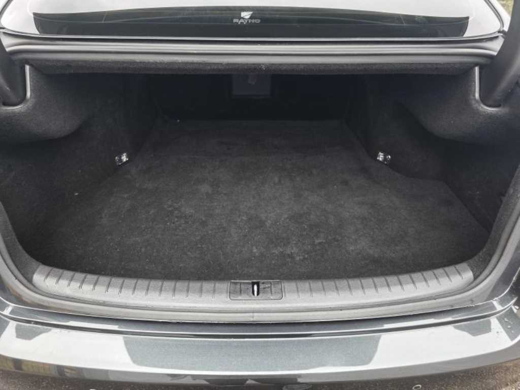 Genesis G80 - Vista 4