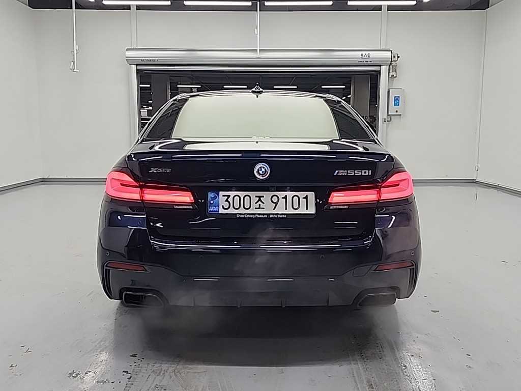 BMW 5 Series - Vista 3