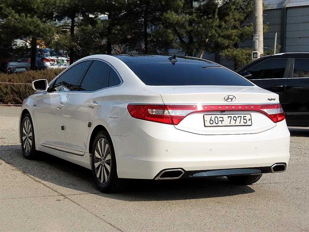 HYUNDAI Grandeur - Vista 3