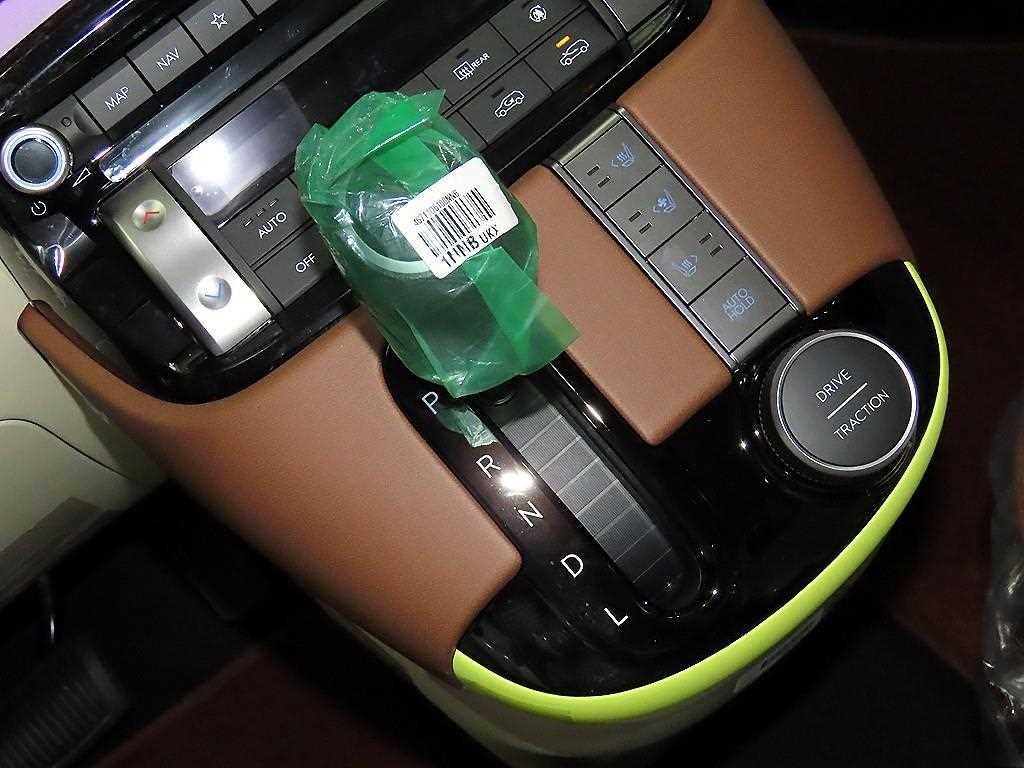 HYUNDAI Casper - Vista 12