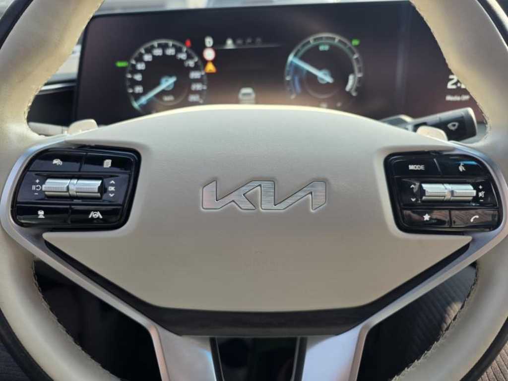 KIA K8 - Vista 8