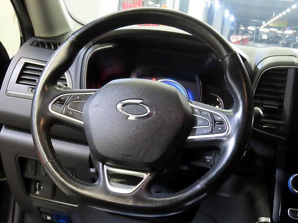 SAMSUNG QM6 - Vista 8