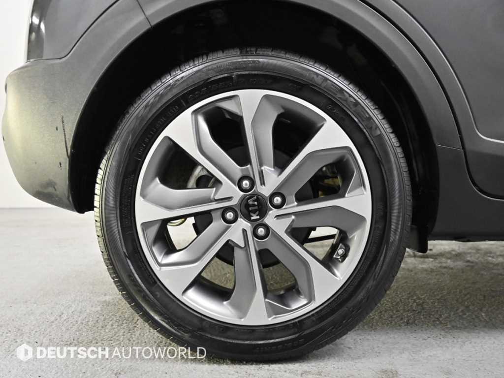 KIA Stonic - Vista 5