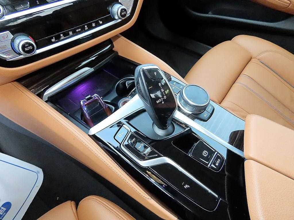 BMW 5 Series - Vista 11