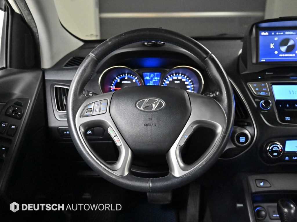 HYUNDAI Tucson 2011 Blanco - Importación desde Corea - HF Imports Iquique - Foto 13