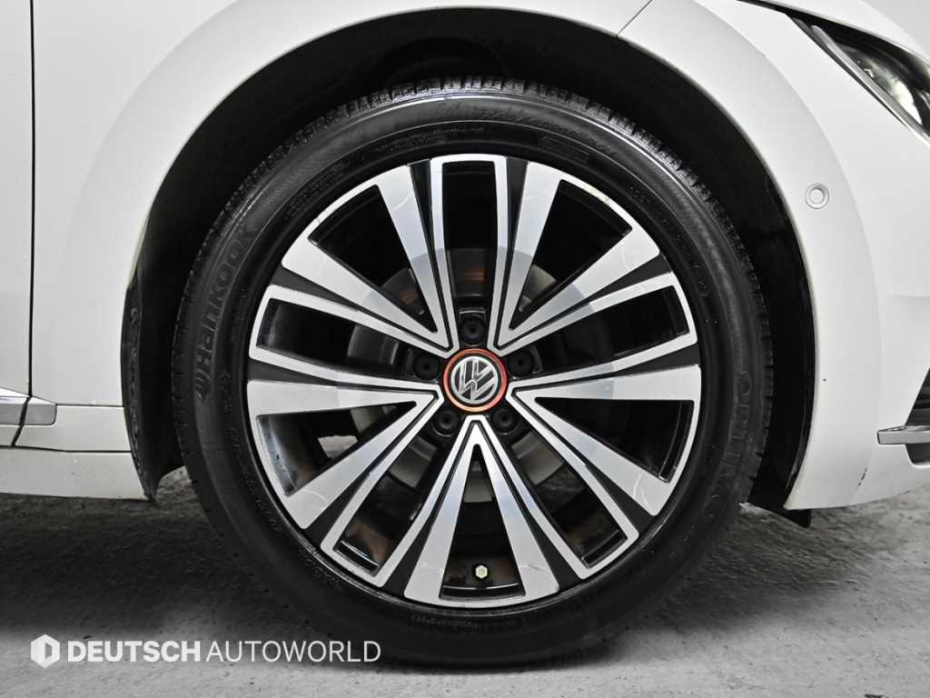 Volkswagen Arteon - Vista 6