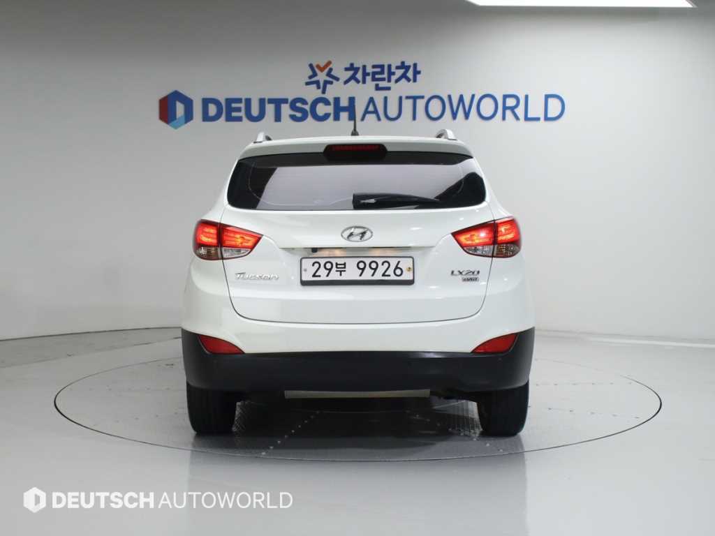 HYUNDAI Tucson - Vista 4