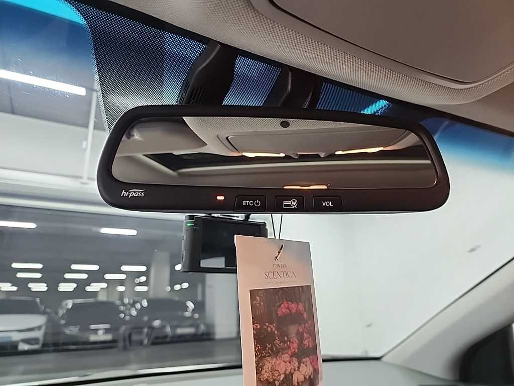 HYUNDAI Avante 2018 Blanco - Importación desde Corea - HF Imports Iquique - Foto 16