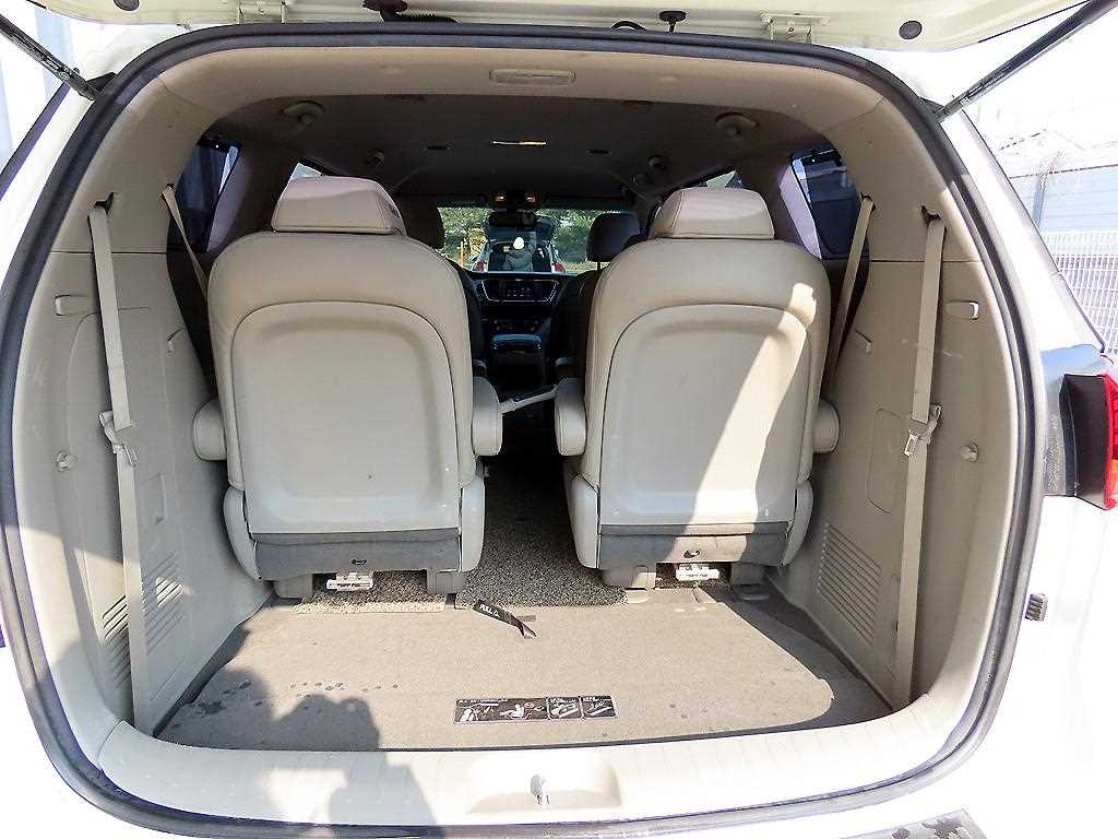 KIA Carnival 2019 Blanco - Importación desde Corea - HF Imports Iquique - Foto 18
