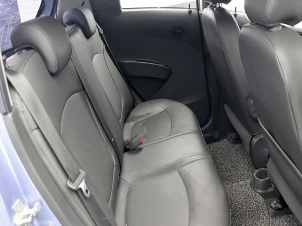 Chevrolet Spark - Vista 10