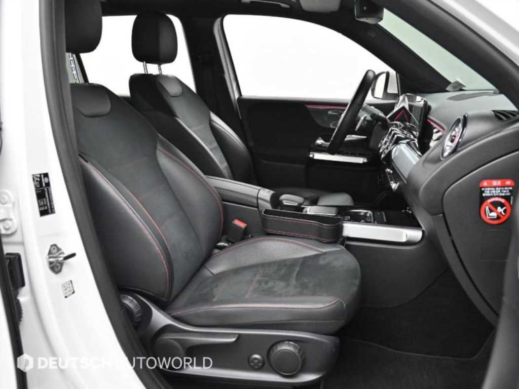 Mercedes Benz GLB Class - Vista 10