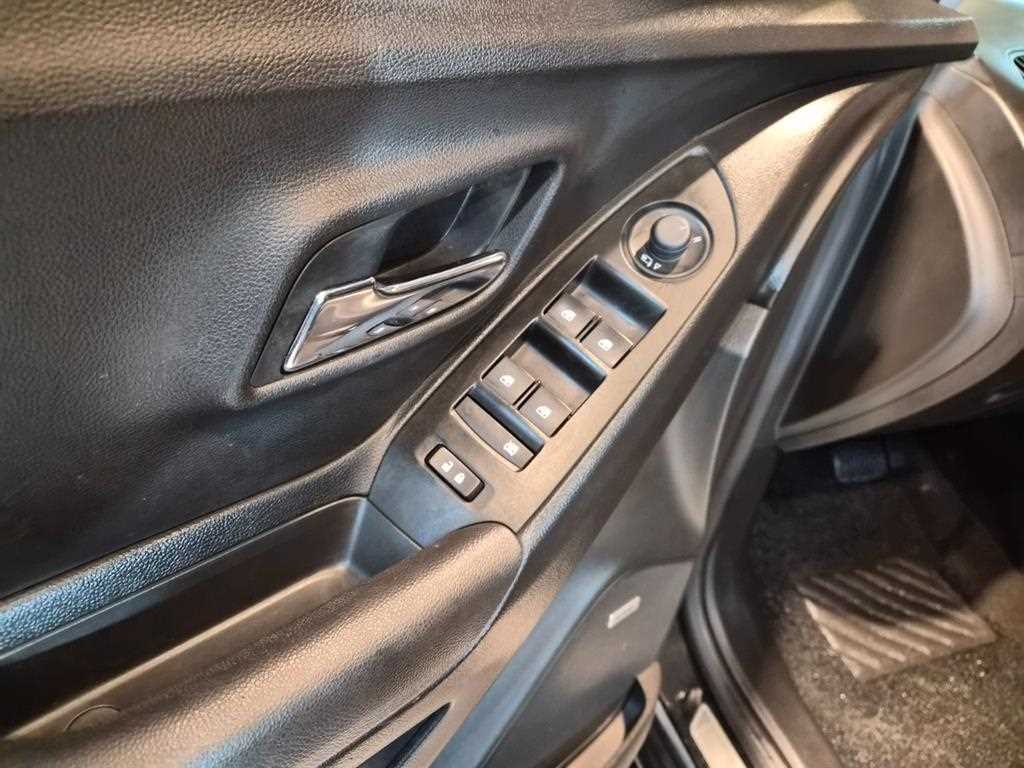 Chevrolet Trax - Vista 11
